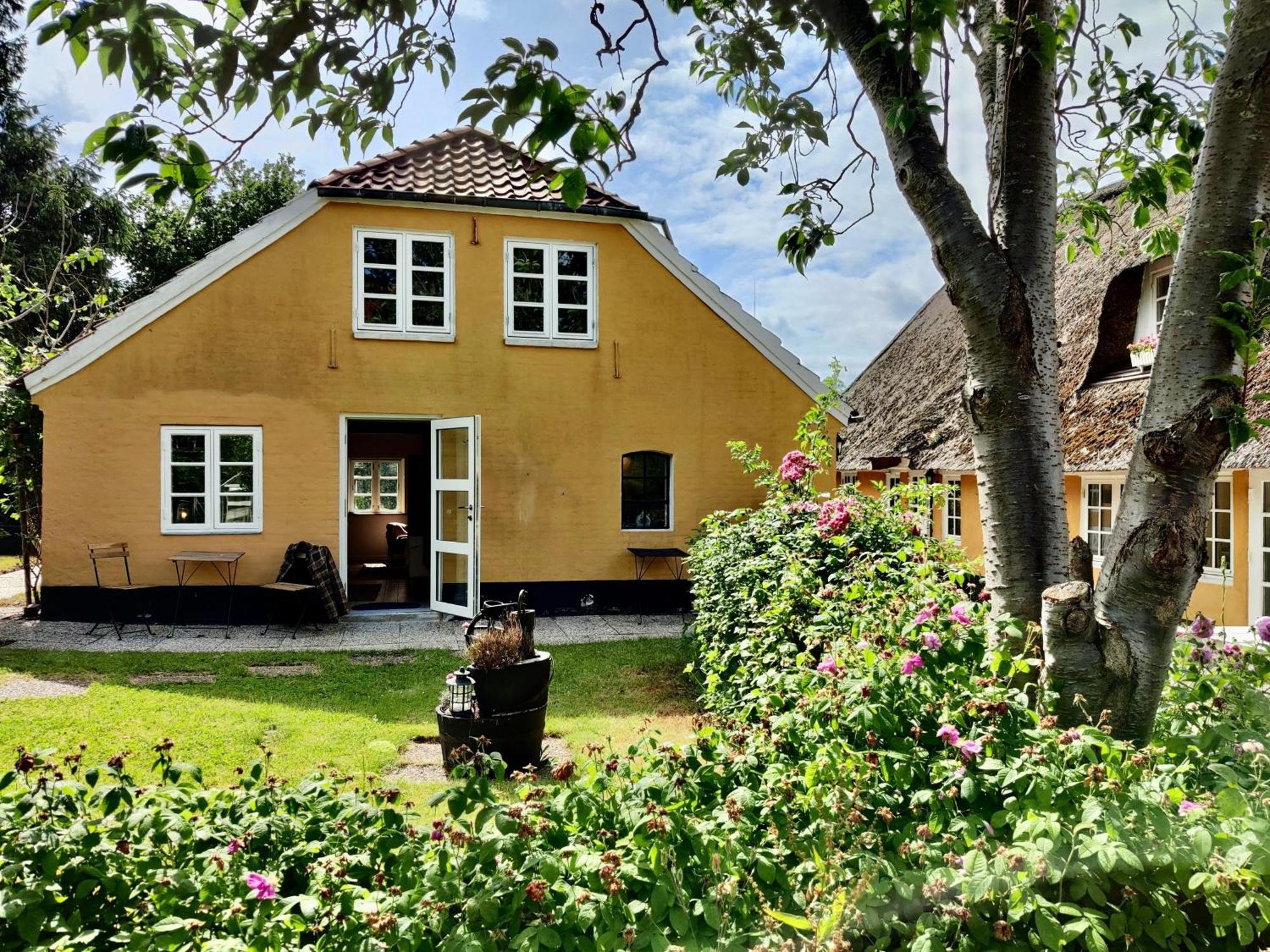 Den Gamle Skomager Hytte Ved Slotssoen Gråsten المظهر الخارجي الصورة
